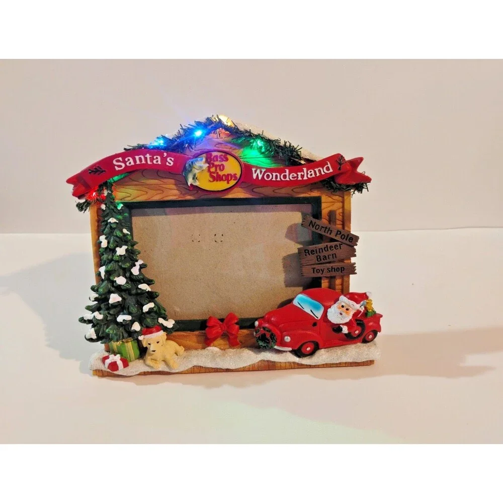 BASS PRO SHOPS SANTA'S WONDERLAND LED PHOTO FRAME
